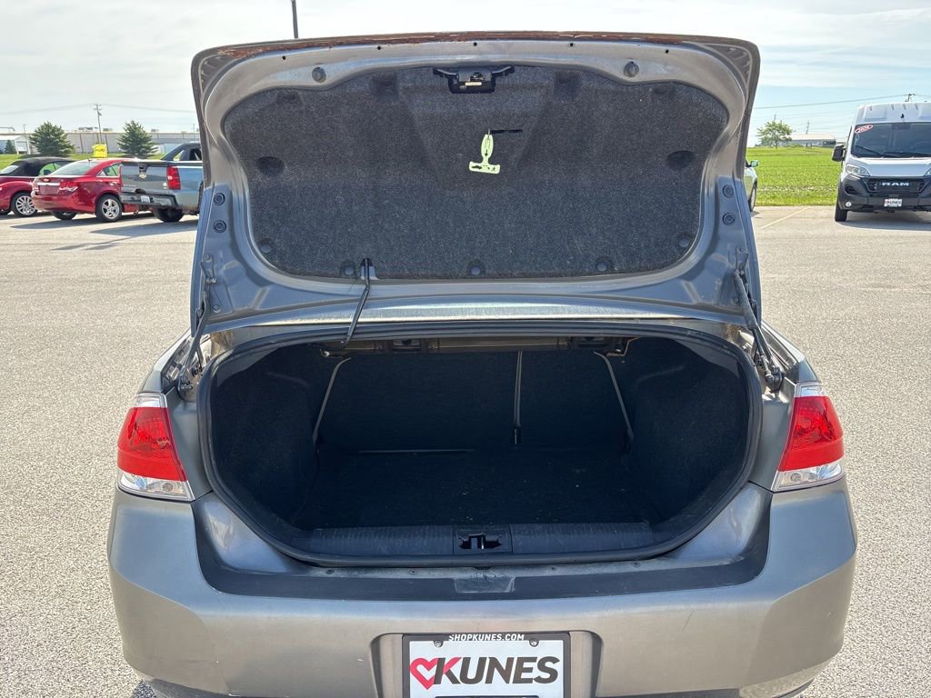 Used 2011 Ford Focus S FWD image 8