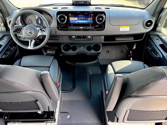 New 2026 Mercedes-Benz Sprinter 2500 image 26