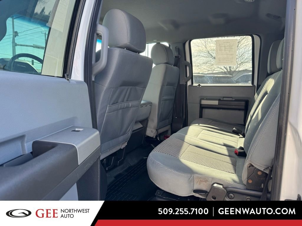 Used 2016 Ford F550 4x4 Crew Cab Super Duty image 17