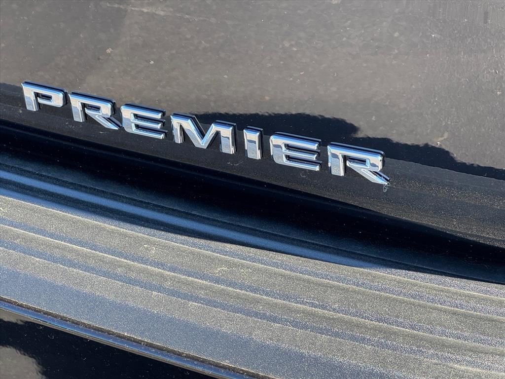 Used 2026 Chevrolet Tahoe Premier image 8