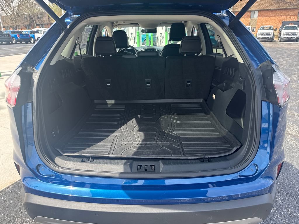 Used 2024 Ford Edge SEL w/ Convenience Package image 13