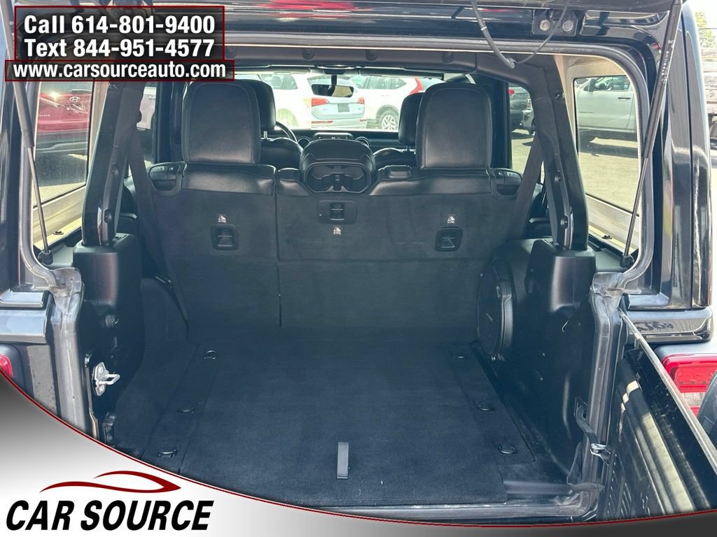 Used 2019 Jeep Wrangler Unlimited Sahara w/ Dual Top Group AWD/4WD image 9