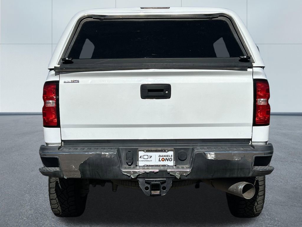 Used 2019 Chevrolet Silverado 2500 LT AWD/4WD image 4