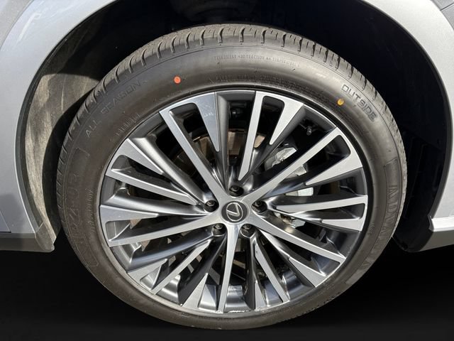 Used 2023 Lexus RX 350 Premium Plus w/ Cold Area Package FWD image 11