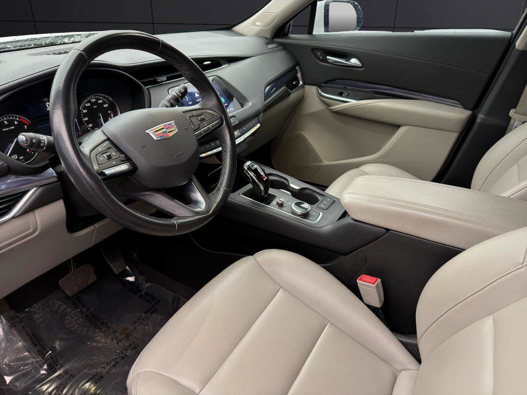 Used 2023 Cadillac XT4 Luxury image 12