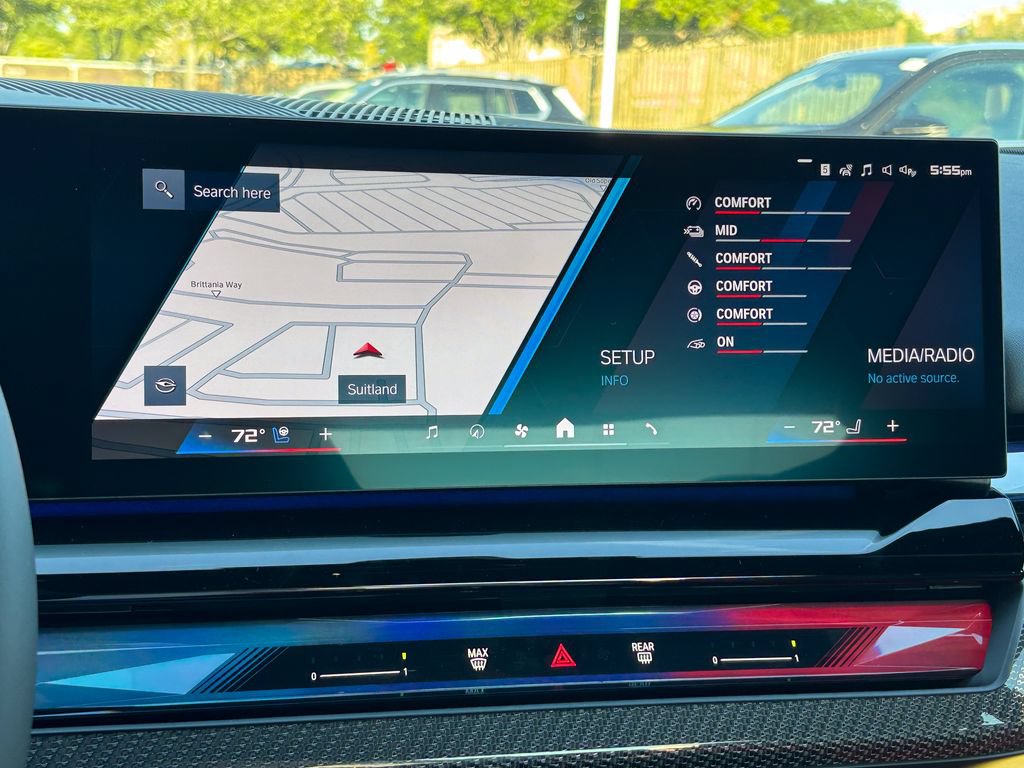New 2027 BMW M5 w/ Executive Package AWD/4WD image 31