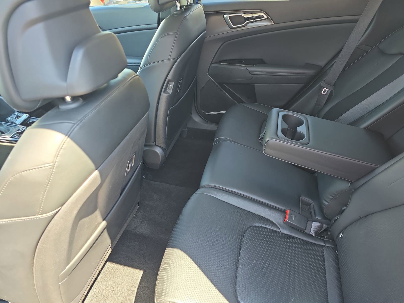 Used 2023 Kia Sportage EX FWD image 16