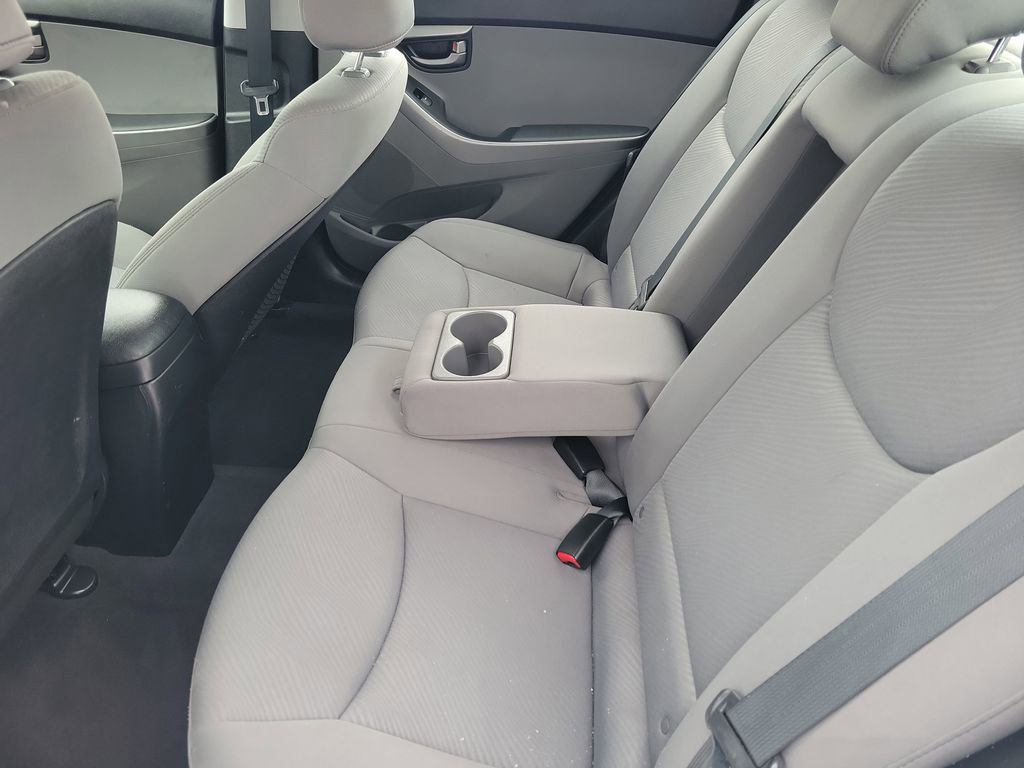 Used 2012 Hyundai Elantra GLS image 10