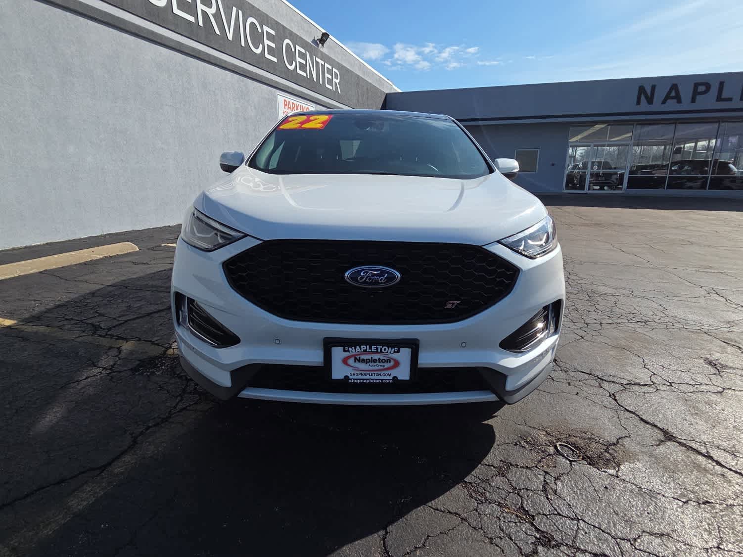 Used 2022 Ford Edge ST w/ Equipment Group 401A image 2
