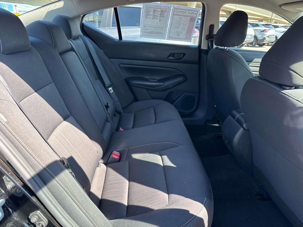 Used 2023 Nissan Altima 2.5 S image 10