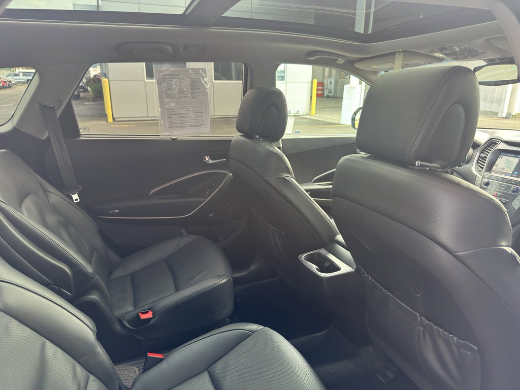 Used 2019 Hyundai Santa Fe XL image 16