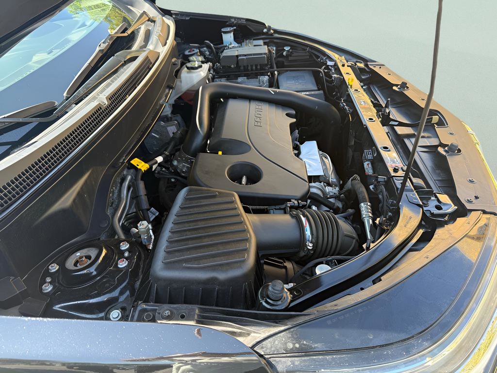 Used 2024 Chevrolet Equinox LT image 37