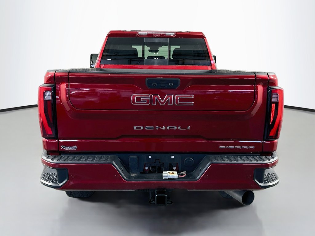 Used 2024 GMC Sierra 3500 Denali w/ Technology Package AWD/4WD image 6