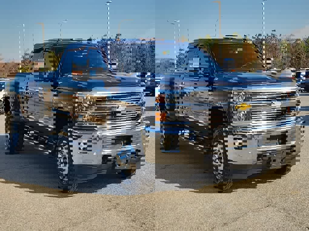 Used 2015 Chevrolet Silverado 3500 LTZ w/ Duramax Plus Package image 2