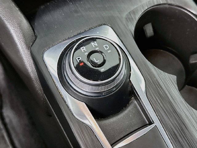 Used 2025 Ford Escape ST-Line FWD image 17