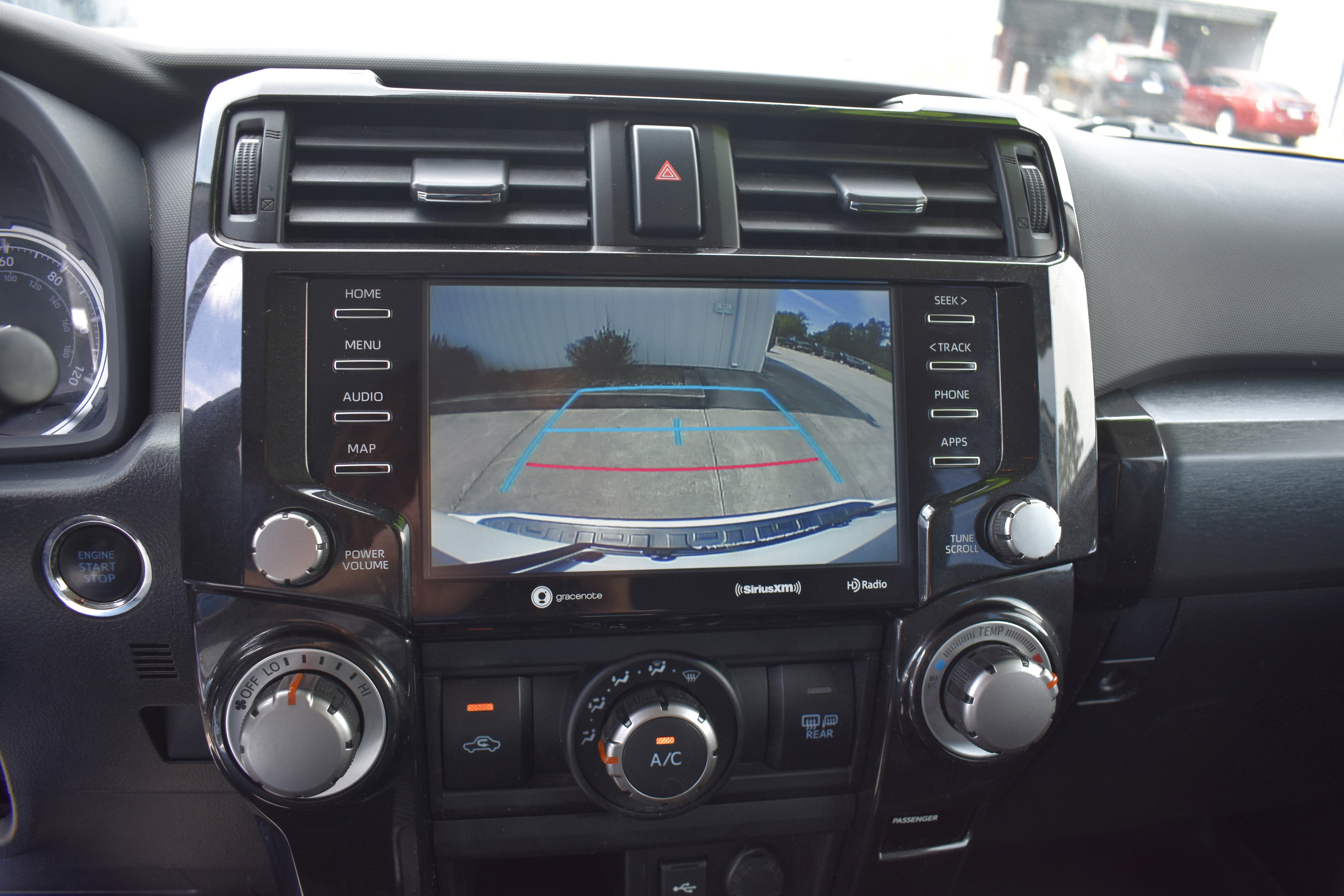 Used 2022 Toyota 4Runner TRD Off-Road Premium AWD/4WD image 19