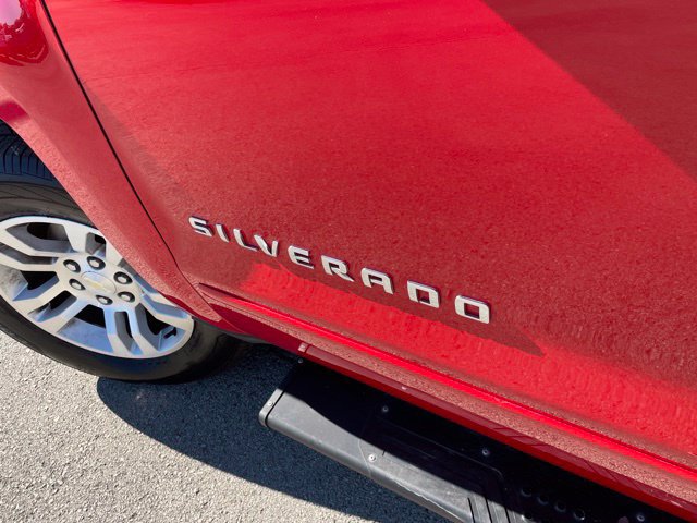 Used 2018 Chevrolet Silverado 1500 LT w/ All Star Edition AWD/4WD image 9