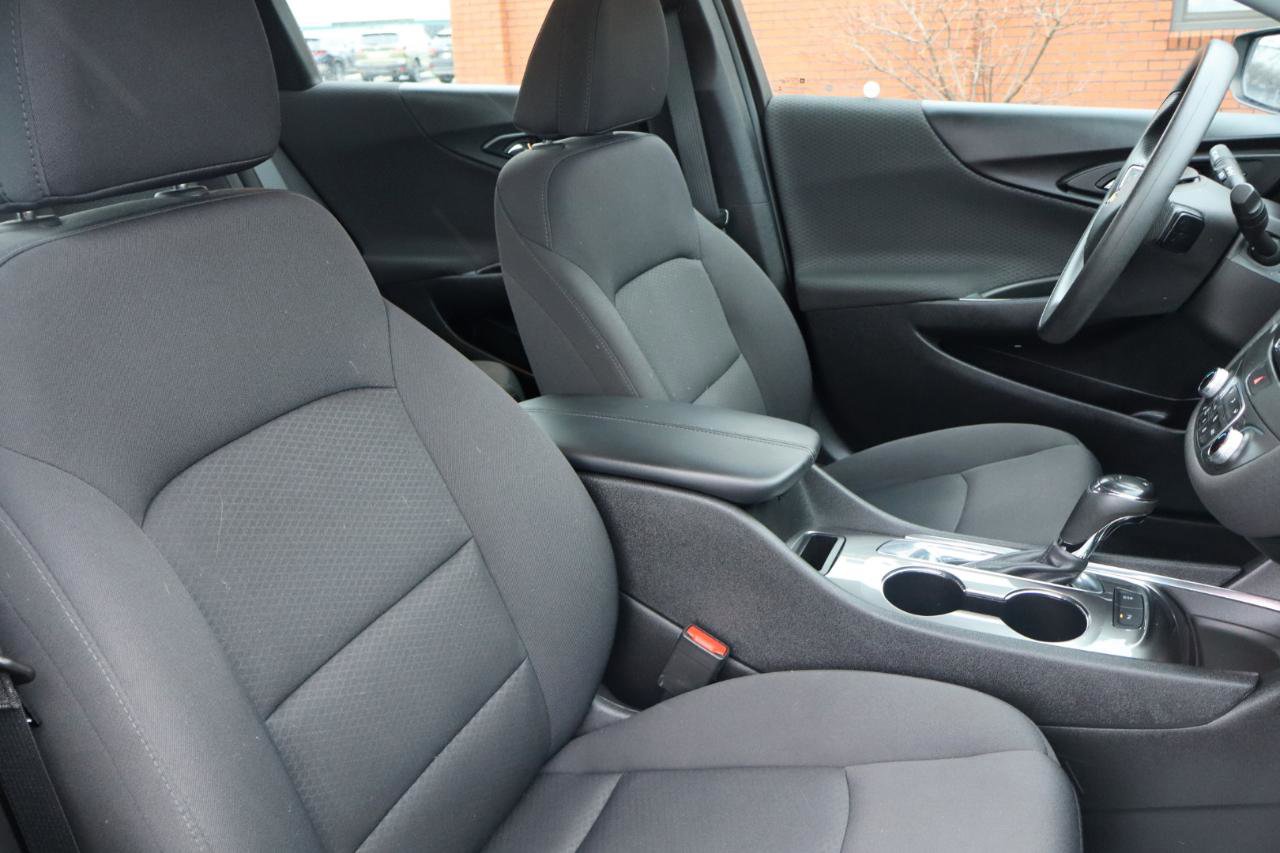 Used 2019 Chevrolet Malibu LT w/ Driver Confidence Package II image 25
