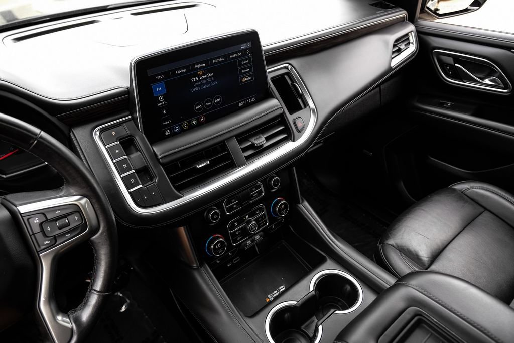 Used 2021 Chevrolet Suburban LT image 22