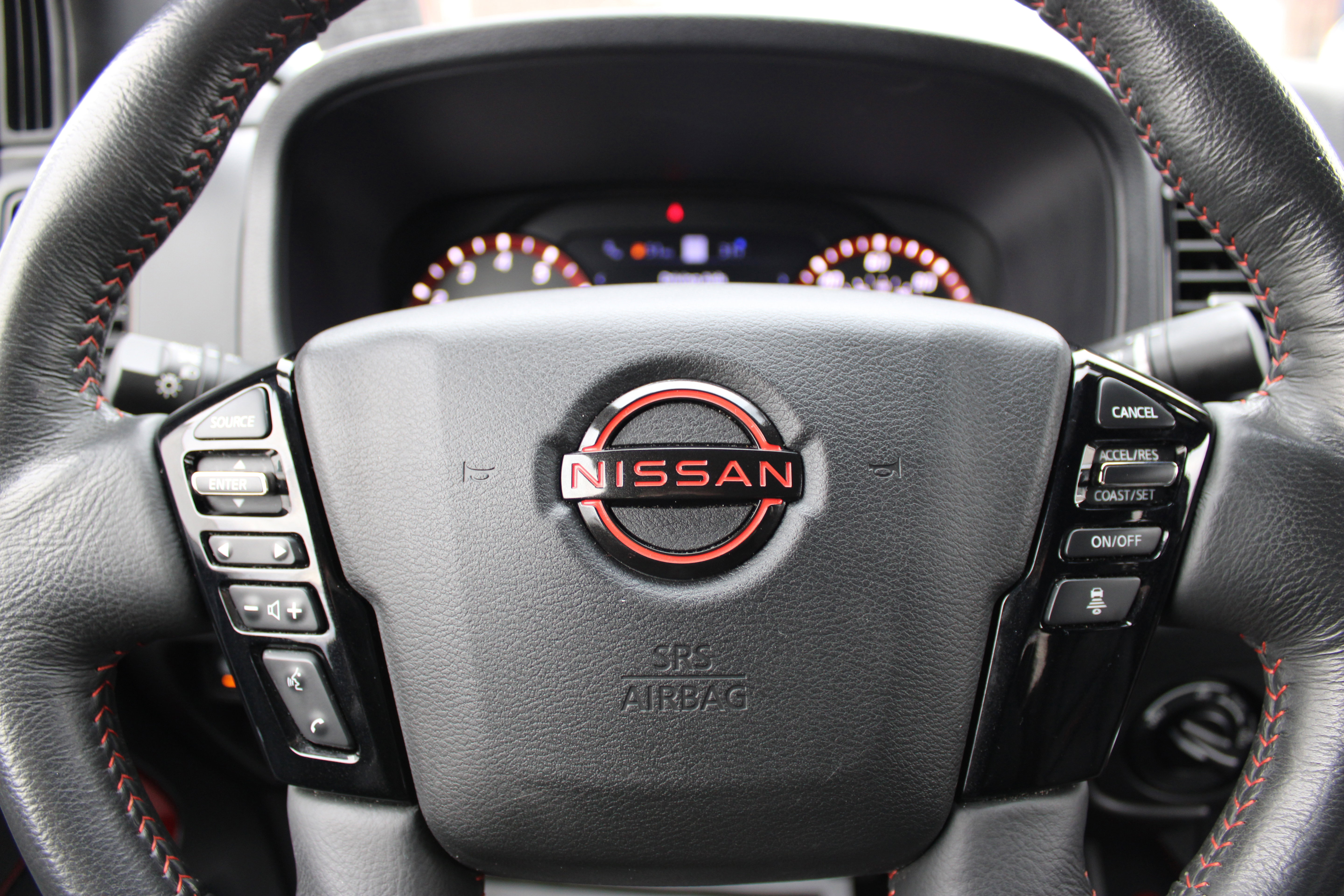 Certified 2024 Nissan Frontier PRO-4X w/ Pro Premium Package image 27