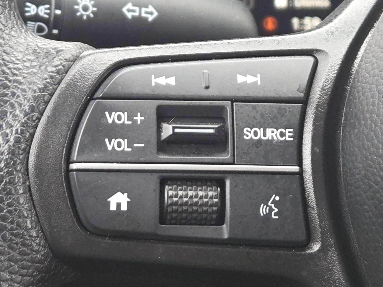 Used 2024 Honda HR-V LX image 32