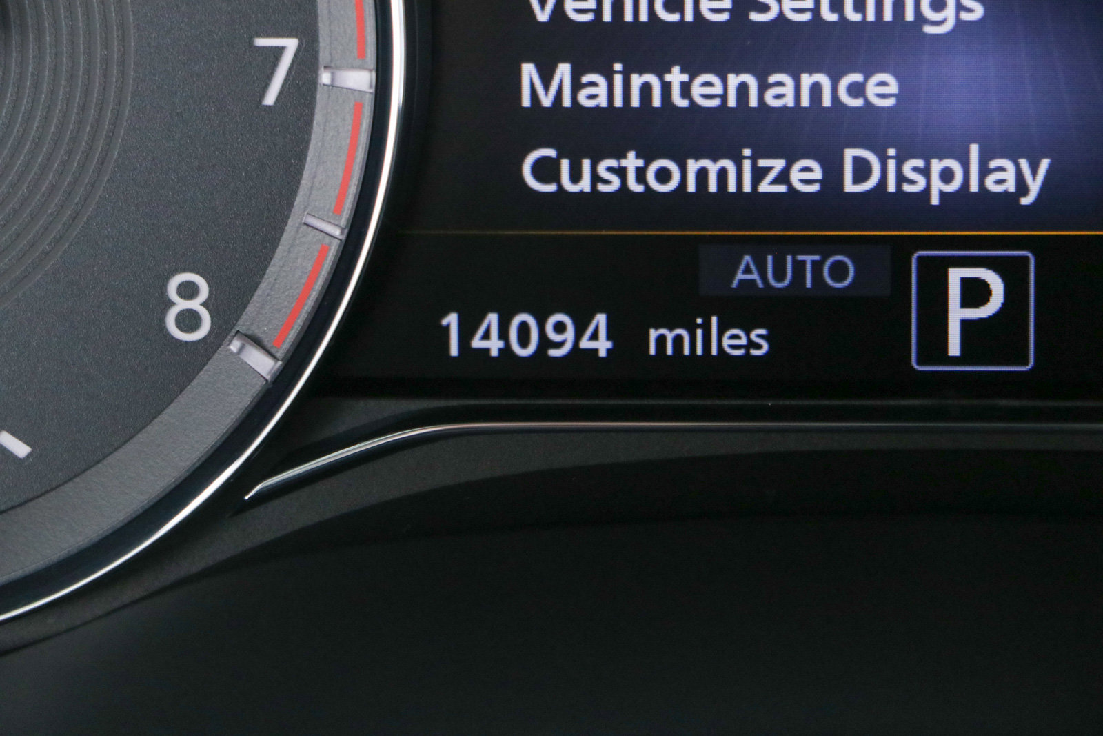 Used 2024 INFINITI QX80 Premium Select w/ All-Season Package image 17