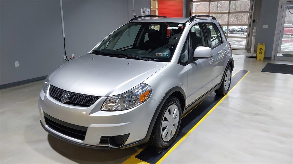 Used 2011 Suzuki SX4 AWD Hatchback image 18