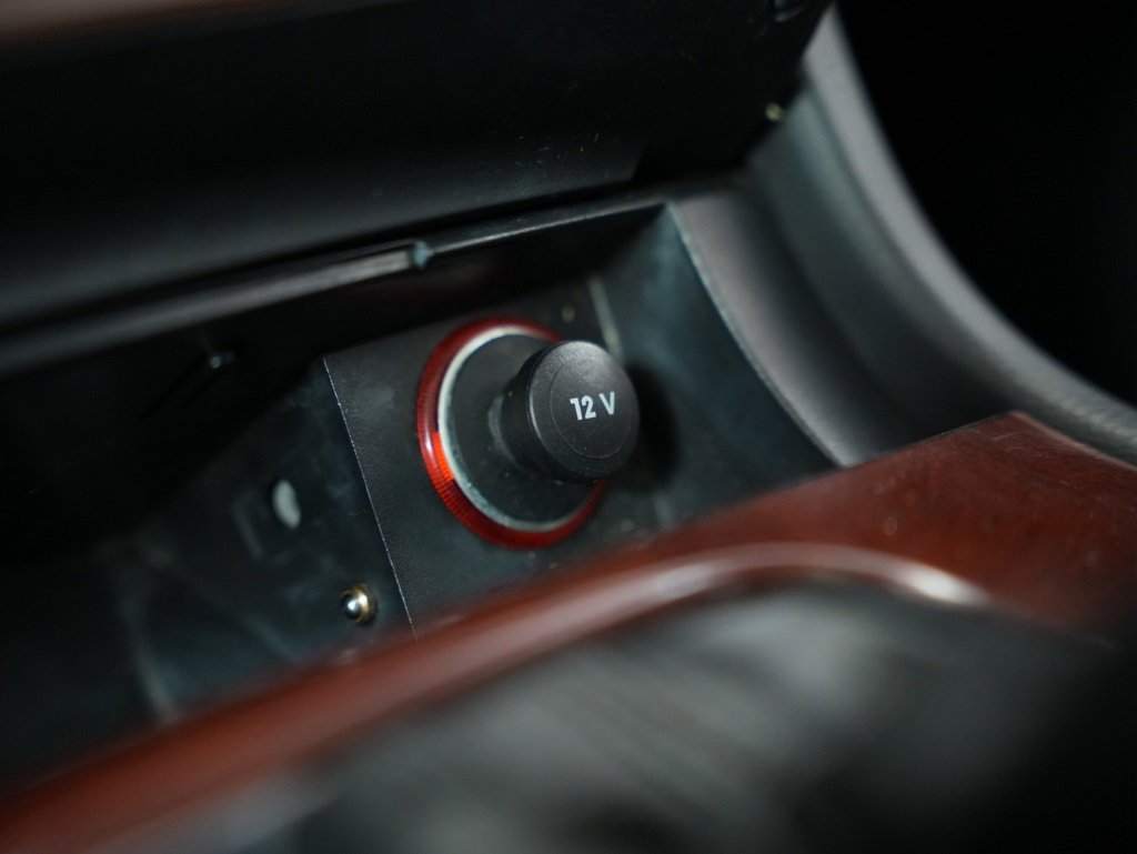 Used 2013 Volkswagen Touareg VR6 image 30