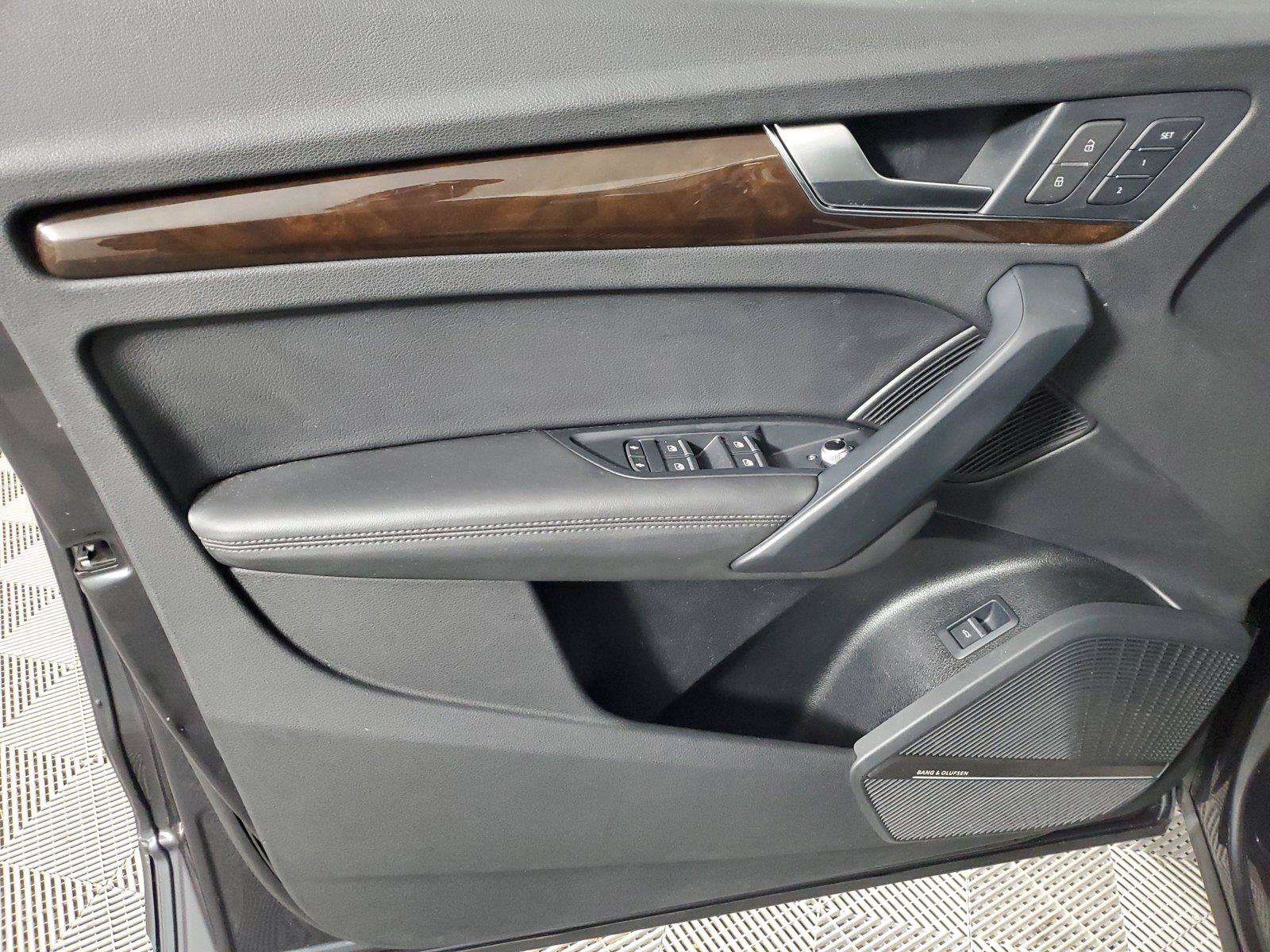Used 2019 Audi Q5 2.0T Premium Plus AWD/4WD image 19