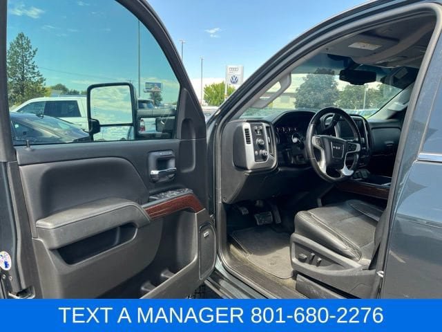 Used 2018 GMC Sierra 3500 SLT w/ Duramax Plus Package AWD/4WD image 18