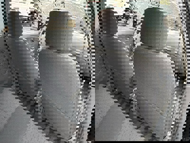 Used 2005 Kia Rio Sedan image 28