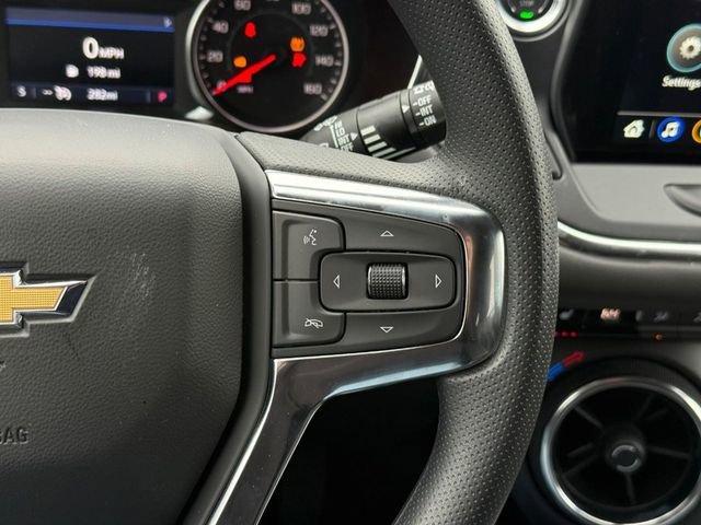 Used 2025 Chevrolet Blazer LT image 21