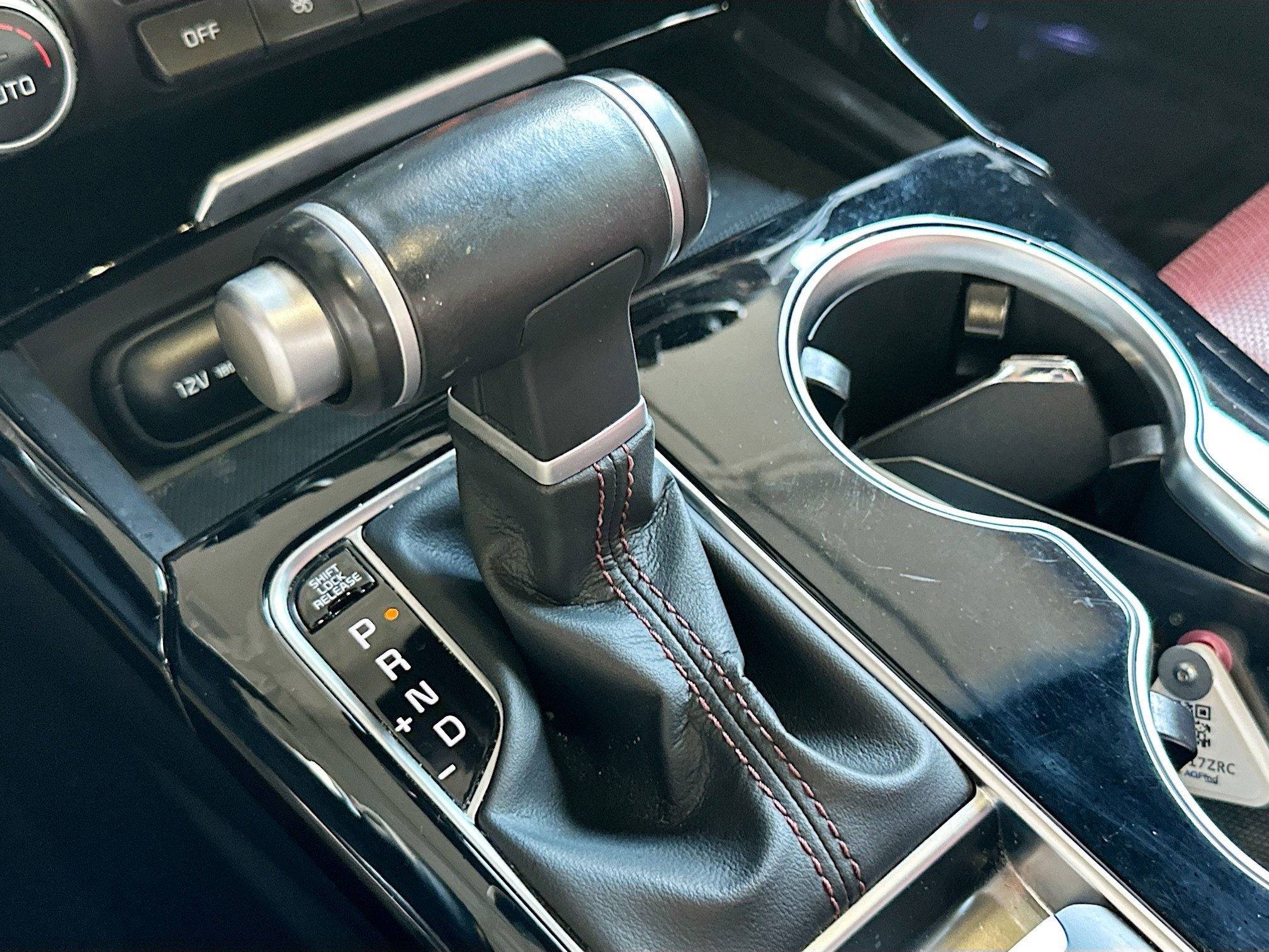 Used 2023 Kia Stinger GT-Line w/ Sun & Sound Package image 17