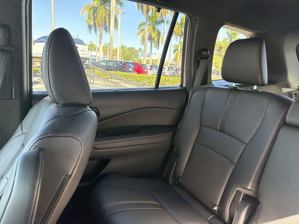 Certified 2023 Honda Passport TrailSport image 13