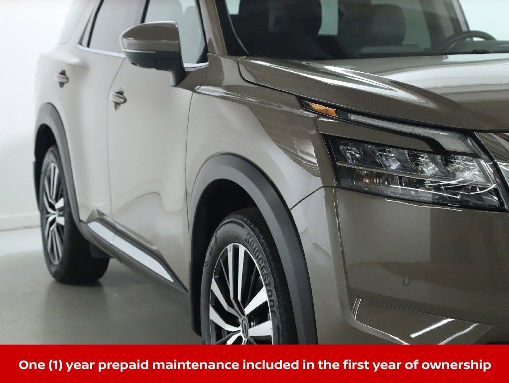 Certified 2024 Nissan Pathfinder Platinum w/ Cargo Package image 11