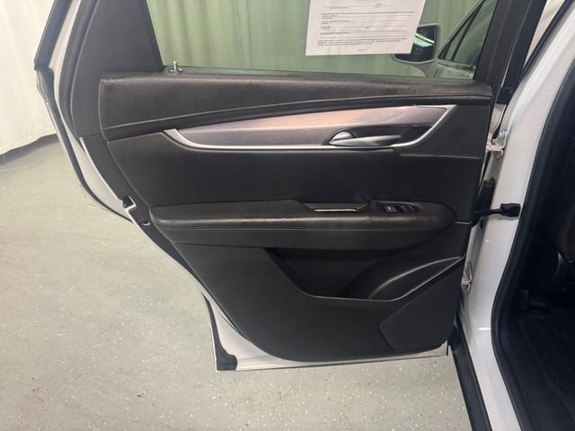 Used 2019 Cadillac XT5 Luxury image 32