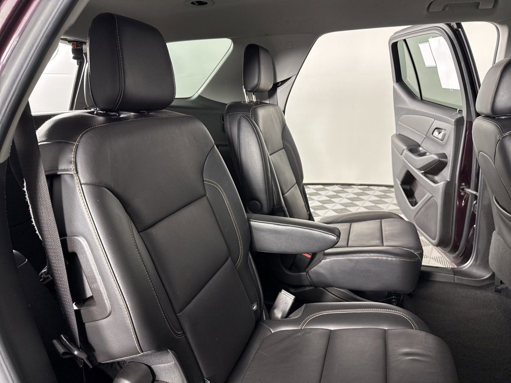 Used 2018 Chevrolet Traverse LT image 34