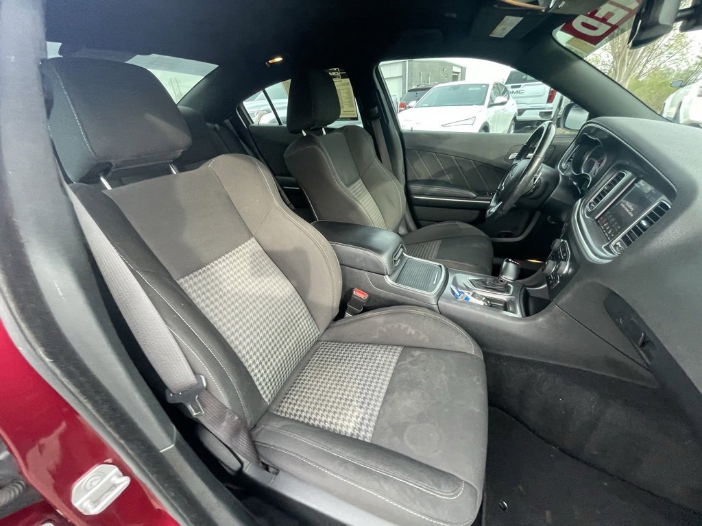 Used 2019 Dodge Charger GT image 29