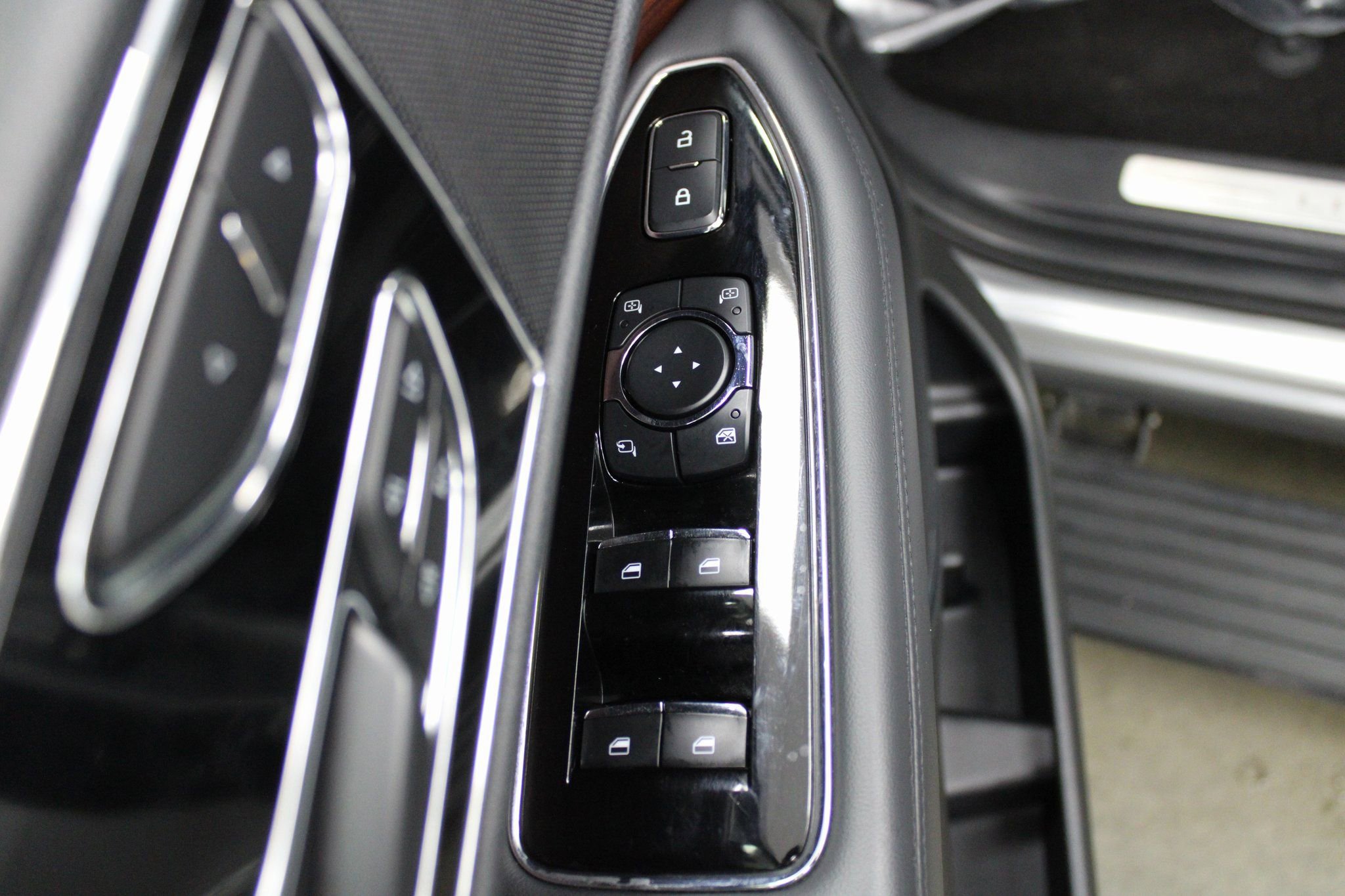 Used 2023 Lincoln Navigator Reserve image 14