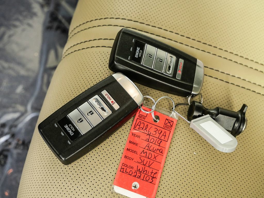 Used 2019 Acura MDX SH-AWD w/ Advance Package image 40