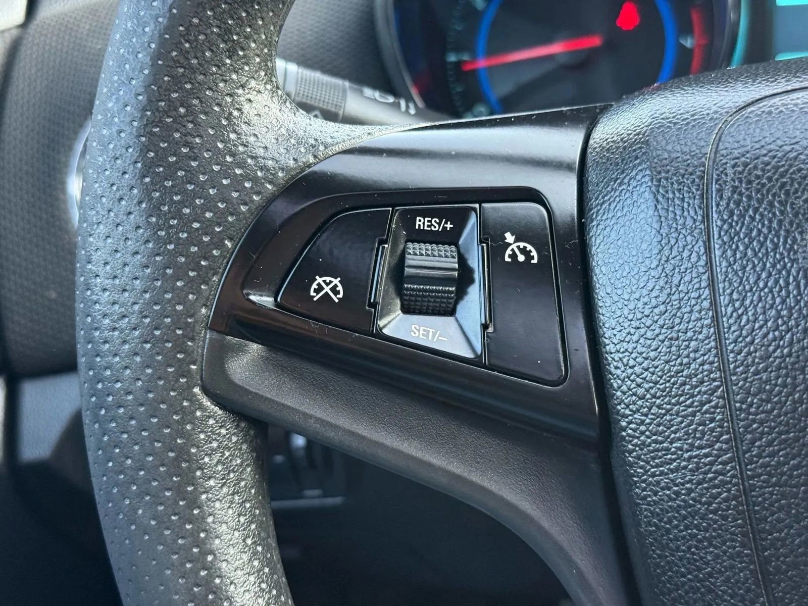 Used 2016 Chevrolet Cruze LT w/ Sun And Sound Package image 24