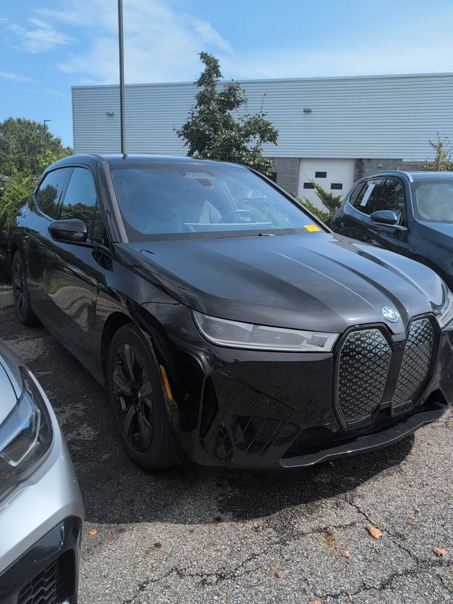 Used 2024 BMW iX M60 AWD/4WD image 4
