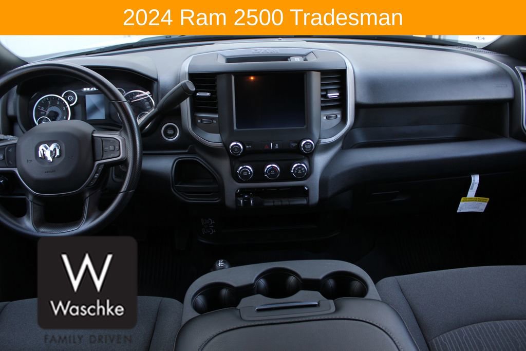 Used 2024 RAM 2500 Tradesman w/ Chrome Appearance Group AWD/4WD image 23