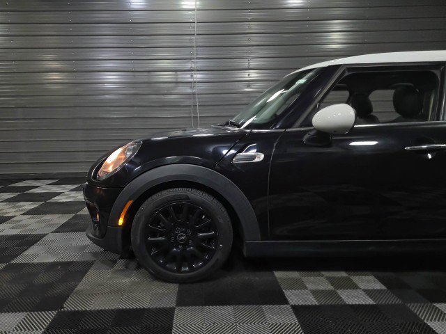 Used 2019 MINI Cooper 4-Door Hardtop image 37