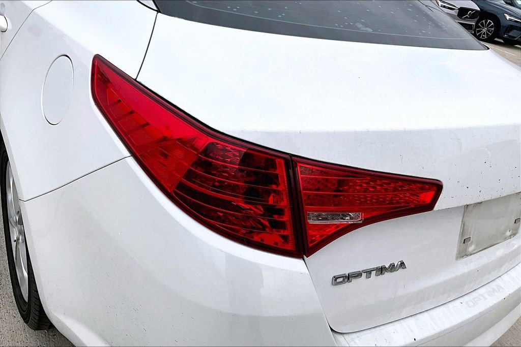 Used 2013 Kia Optima EX w/ Premium Pkg image 38