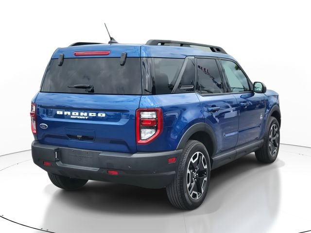 Used 2023 Ford Bronco Sport Outer Banks w/ Tech Package image 4