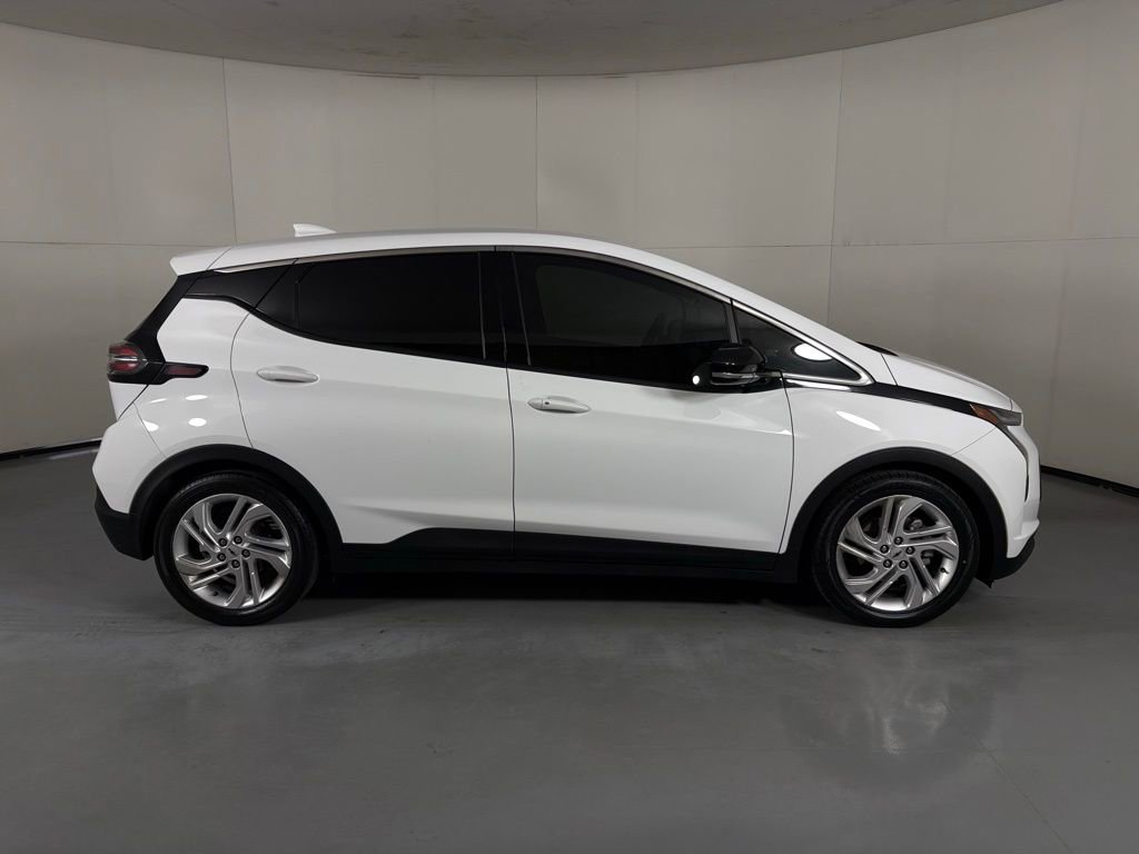 Used 2023 Chevrolet Bolt LT FWD image 11