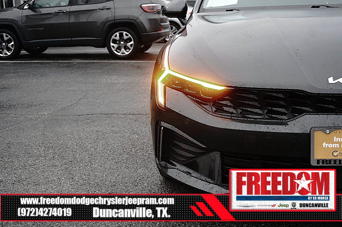 Used 2025 Kia K5 LXS FWD image 41