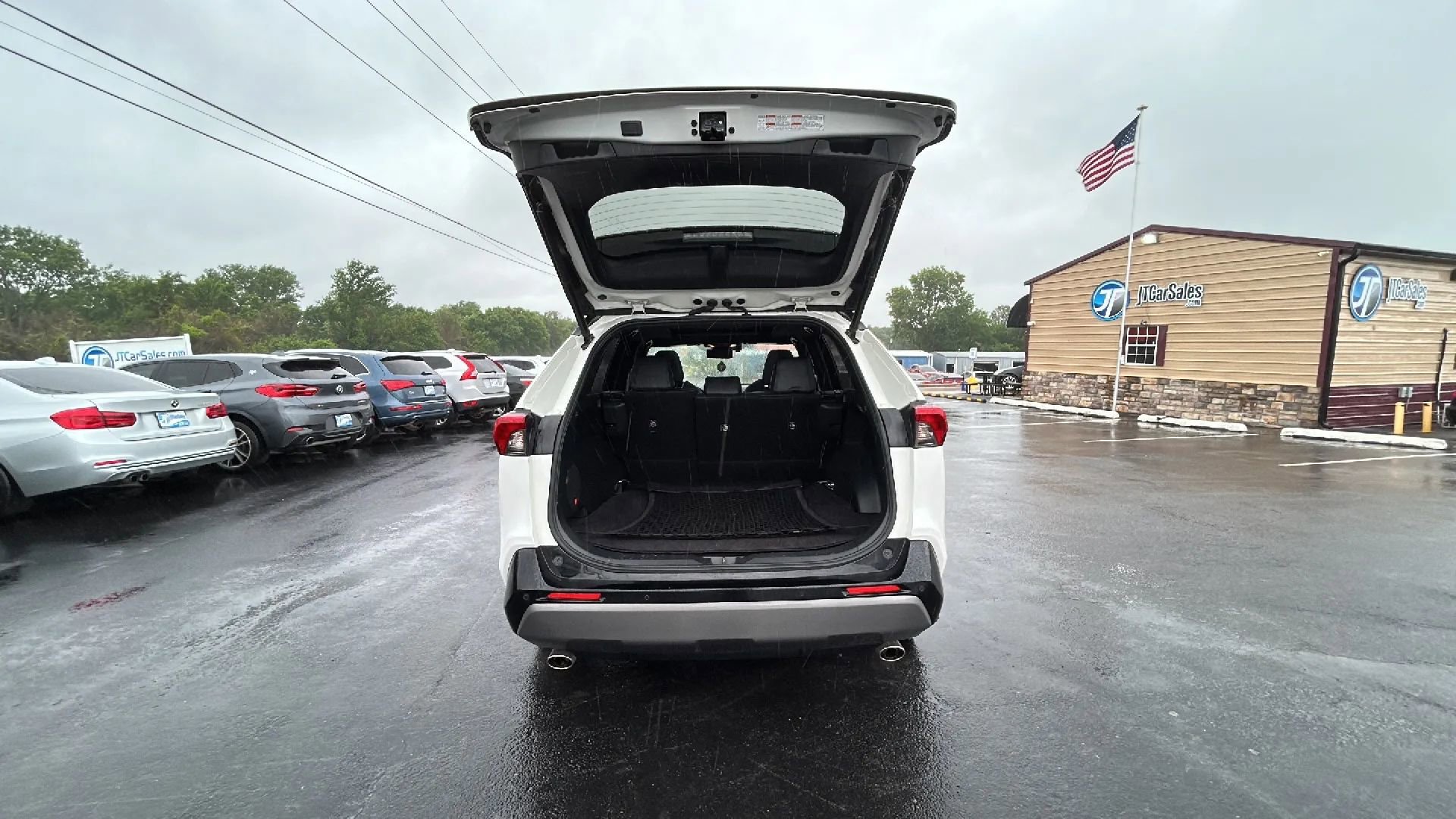 Used 2019 Toyota RAV4 XSE AWD/4WD image 36