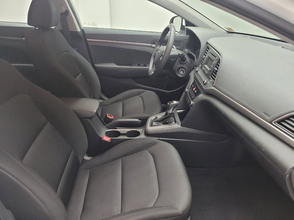 Used 2018 Hyundai Elantra SE FWD image 21